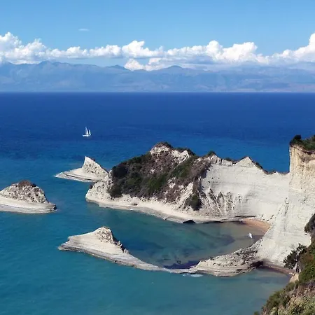 Corfu Hideaway With Sunset Balcony & Adriatic View *