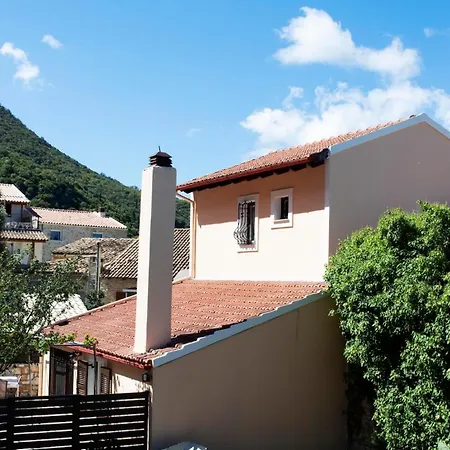 Corfu Hideaway With Sunset Balcony & Adriatic View